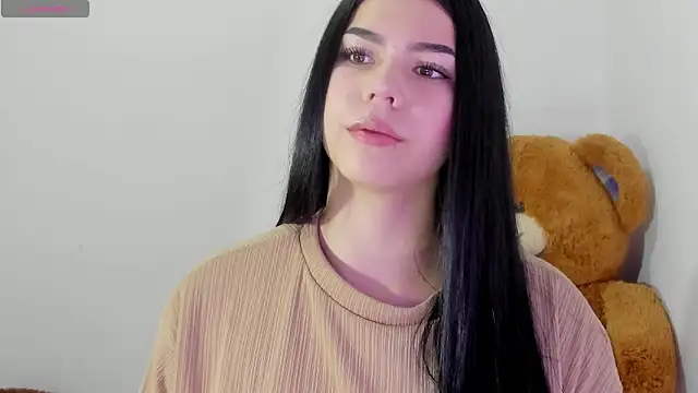 Snapshot of Natasha_su_ chatting on 12/12/24, 05:26 Natasha su online show from 12/12/24, 05:26