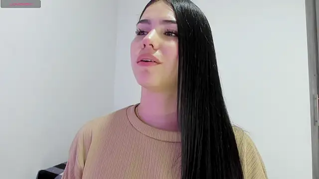 Snapshot of Natasha_su_ chatting on 02/11/25, 04:01 Natasha su online show from 02/11/25, 04:01