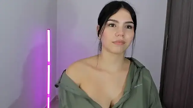 Snapshot of Natasha_su_ chatting on 11/12/25, 10:41 Natasha su online show from 11/12/25, 10:41