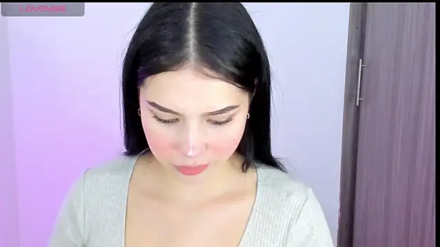 Natasha su  online show from 12/14/25, 06:45