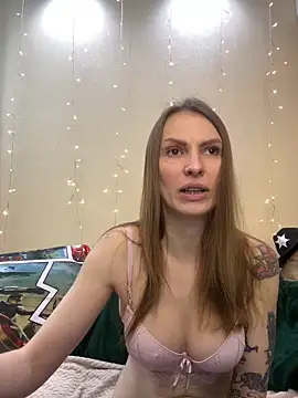 RachelBelI online show from 02/10/25, 02:30