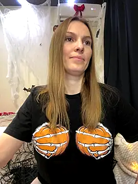 RachelBelI online show from 10/13/25, 11:38