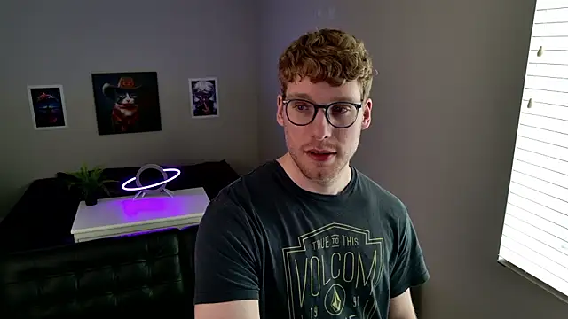 BlueEyedTallGuy94 online show from 02/25/26, 08:51