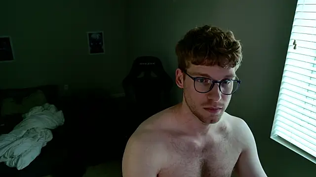 Snapshot of BlueEyedTallGuy94 chatting on 07/15/26, 01:44 BlueEyedTallGuy94 online show from 07/15/26, 01:44