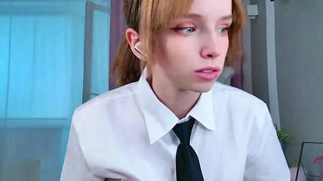 b4by LoL1 online show from 09/13/25, 11:21