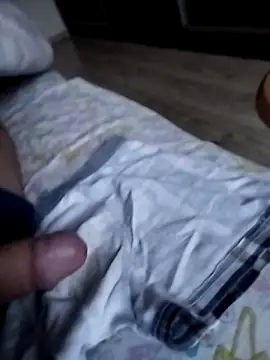 Grig1982 online show from 12/16/25, 06:51