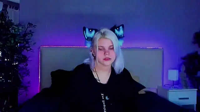 JoannLowe online show from 01/19/25, 08:41