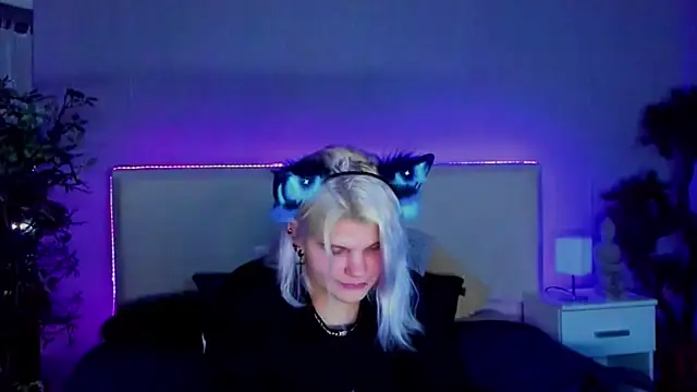 JoannLowe online show from 01/20/25, 08:18