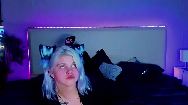 JoannLowe online show from 02/19/25, 11:14