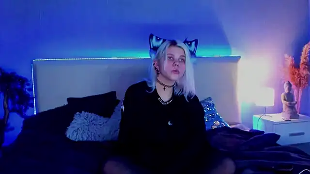 JoannLowe online show from 03/19/25, 11:36