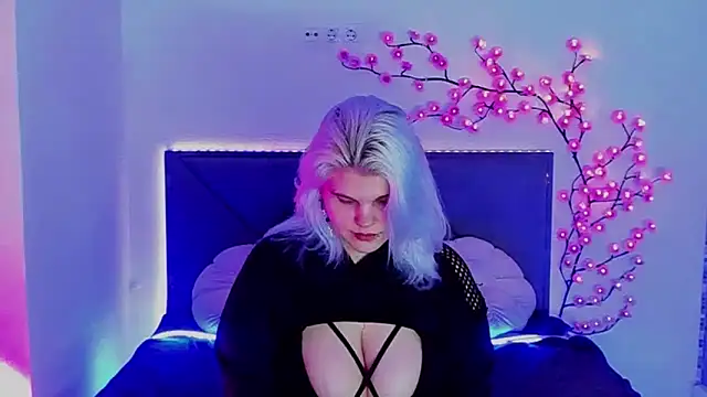 JoannLowe online show from 02/23/26, 08:17