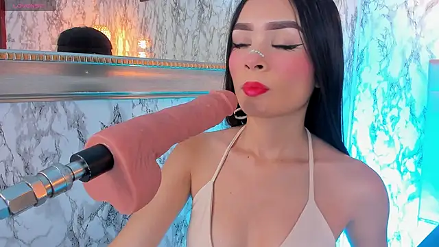 LYEN RAE online show from 01/11/25, 07:27