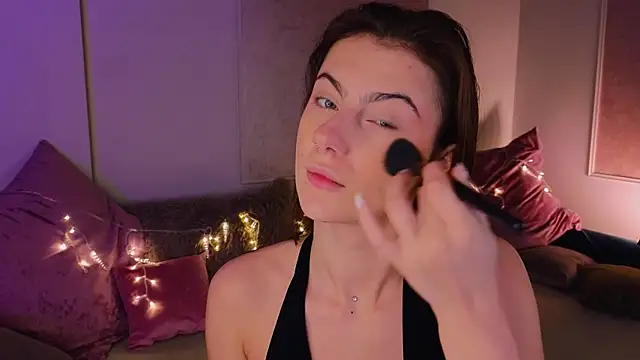 Snapshot of tomorrows_day chatting on 11/29/25, 09:07 tomorrows day online show from 11/29/25, 09:07