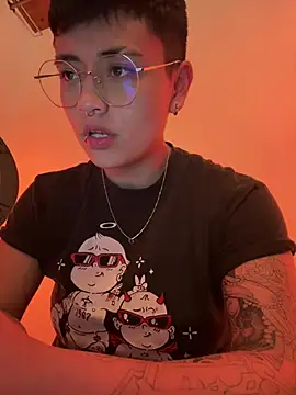 Snapshot of Ashley_Chriss chatting on 12/23/24, 06:44 Ashley Chriss online show from 12/23/24, 06:44