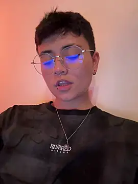 Snapshot of Ashley_Chriss chatting on 12/30/24, 01:48 Ashley Chriss online show from 12/30/24, 01:48