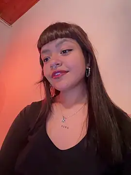 Snapshot of Ashley_Chriss chatting on 12/31/24, 02:19 Ashley Chriss online show from 12/31/24, 02:19