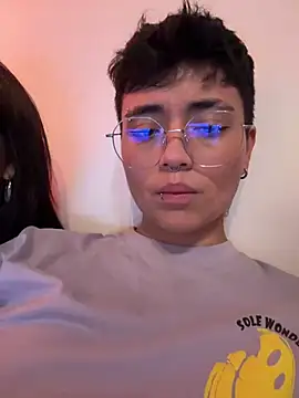 Snapshot of Ashley_Chriss chatting on 01/04/25, 06:52 Ashley Chriss online show from 01/04/25, 06:52