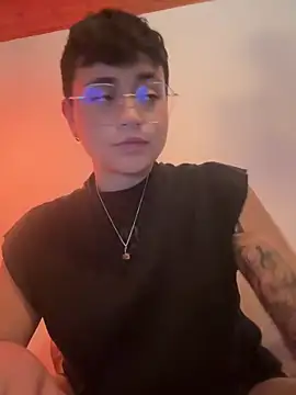 Snapshot of Ashley_Chriss chatting on 01/09/25, 06:59 Ashley Chriss online show from 01/09/25, 06:59