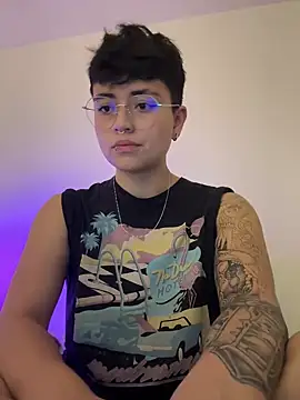 Snapshot of Ashley_Chriss chatting on 02/23/25, 08:22 Ashley Chriss online show from 02/23/25, 08:22