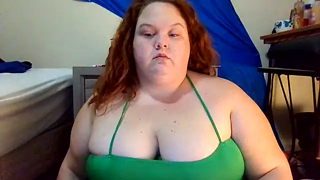 Snapshot of _GodessIsabella_97 chatting on 12/14/24, 11:18 GodessIsabella 97 online show from 12/14/24, 11:18