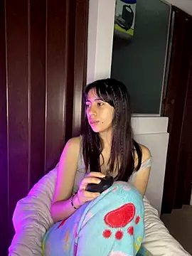 Catyloves online show from 12/06/24, 10:16