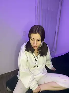 Catyloves online show from 01/18/25, 08:52