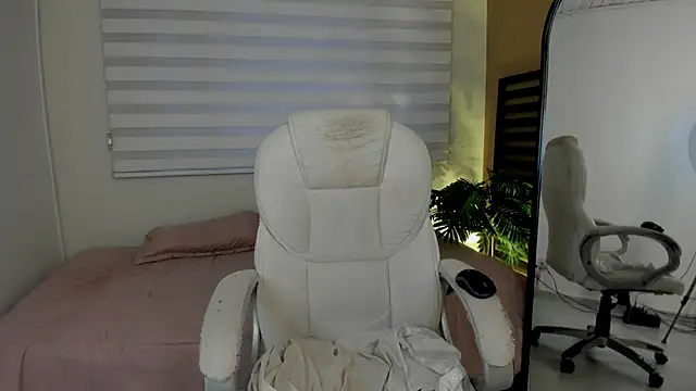 Catyloves online show from 01/14/26, 10:36