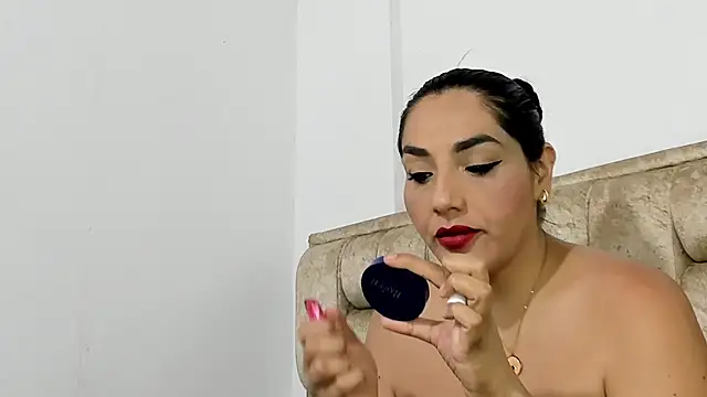 Sophia-Smith2 online show from 10/14/25, 07:31