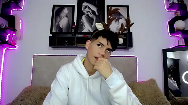 Tayson Rivers online show from 12/14/24, 11:34