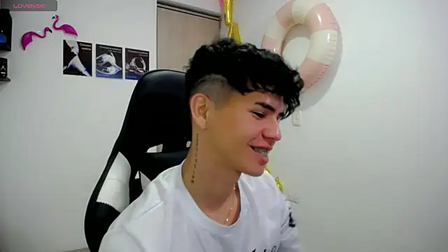 Tayson Rivers online show from 09/22/25, 01:29