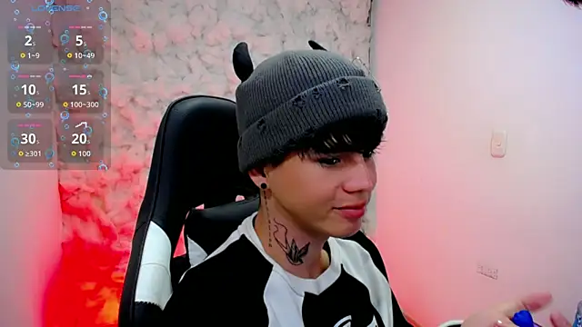 Tayson Rivers online show from 10/25/25, 01:57