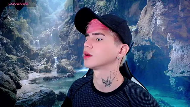 Snapshot of Tayson_Rivers chatting on 02/02/26, 08:07 Tayson Rivers online show from 02/02/26, 08:07