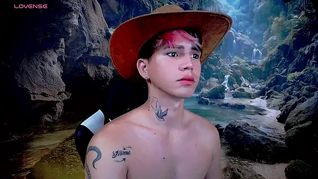 Snapshot of Tayson_Rivers chatting on 02/03/26, 03:48 Tayson Rivers online show from 02/03/26, 03:48