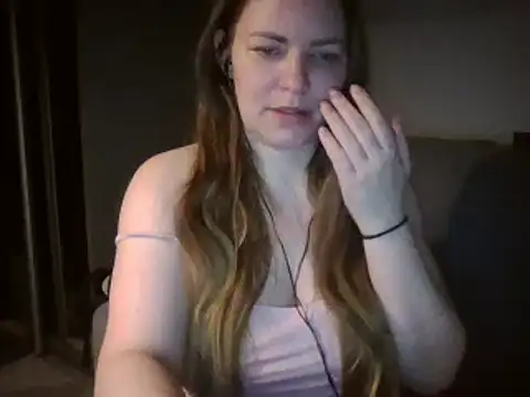 AnnaDiamond1 online show from 03/22/25, 10:48