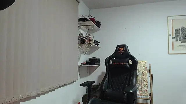 Siriss boyrag online show from 01/25/25, 11:54