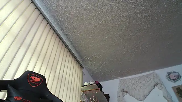 Siriss boyrag online show from 03/19/25, 09:48