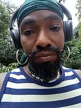 Siriss boyrag online show from 09/08/25, 07:02