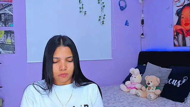 sara mendez2 online show from 03/13/25, 11:27