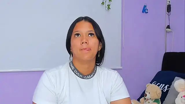 sara mendez2 online show from 03/19/25, 11:57