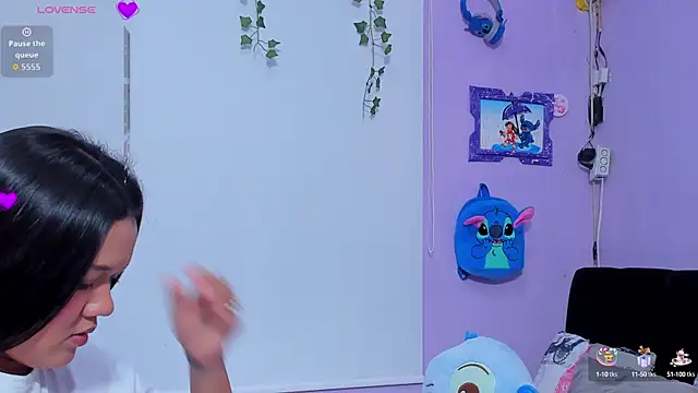 sara mendez2 online show from 09/27/25, 11:54