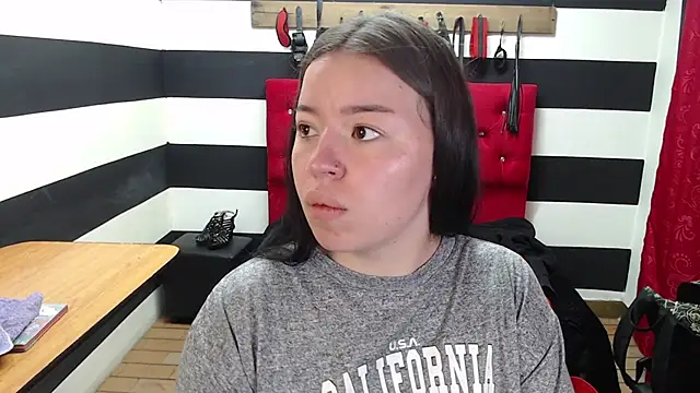 Marian Ran online show from 02/12/25, 03:29