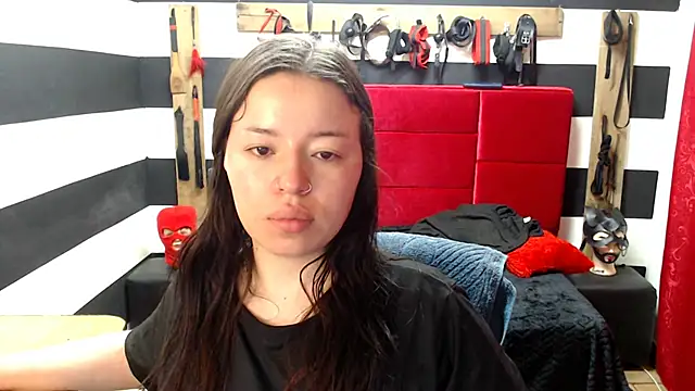 Marian Ran online show from 03/18/25, 05:41