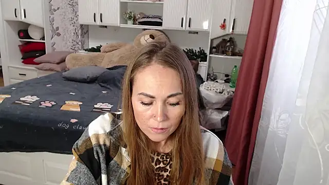 69SexySecret69 online show from 02/16/26, 08:32