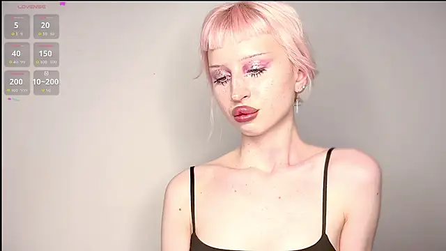 LinaEvans online show from 02/05/26, 07:29