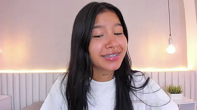 Aida moreno online show from 02/19/25, 10:45