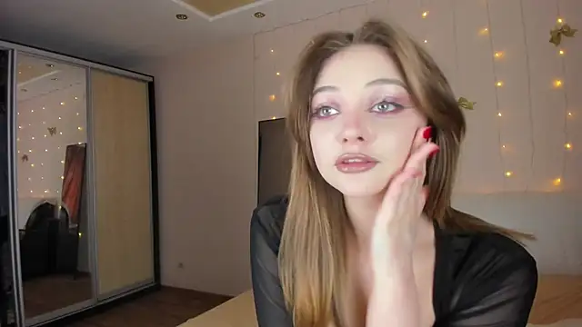 May Flower online show from 04/03/26, 11:30