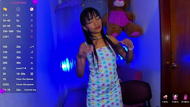 Snapshot of KaattySweet_ chatting on 02/12/25, 07:45 KaattySweet online show from 02/12/25, 07:45