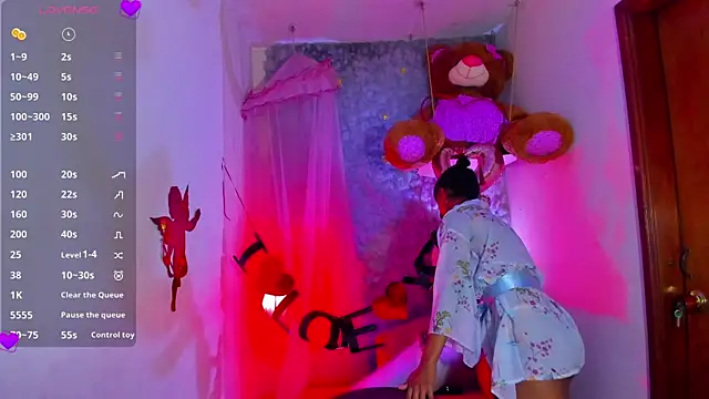 Snapshot of KaattySweet_ chatting on 02/19/25, 05:06 KaattySweet online show from 02/19/25, 05:06