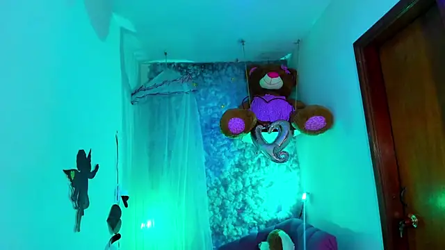 Snapshot of KaattySweet_ chatting on 02/20/25, 07:41 KaattySweet online show from 02/20/25, 07:41