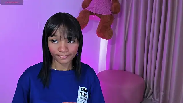 Snapshot of KaattySweet_ chatting on 10/28/25, 07:49 KaattySweet online show from 10/28/25, 07:49